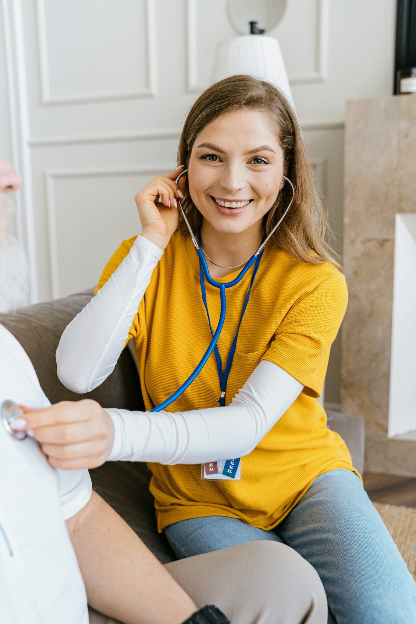 Healthcare provider measuring medicaments